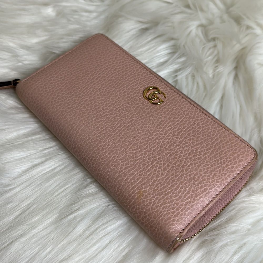💯 Authentic Gucci GG Long Zipped Around Leather Wallet 🍀 - Picture 4 of 15